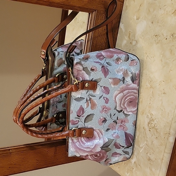 Patricia Nash Handbags - Patricia Nash | Crackled Rose Garden Purse
